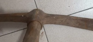 Picos de construcción. Precio por unidad.