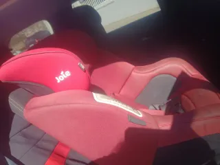 Silla de coche Joie giratoria