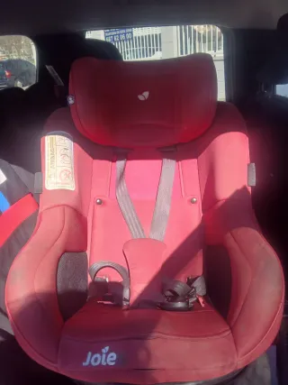 Silla de coche Joie giratoria