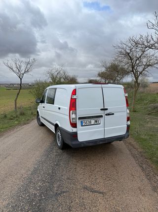 Mercedes-Benz Vito 2011