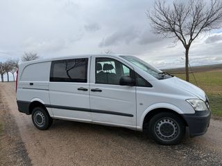 Mercedes-Benz Vito 2011