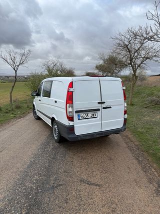 Mercedes-Benz Vito 2011