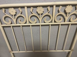 Cabecero cama 90 metal floral beige