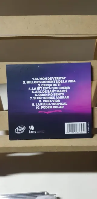 CD Buhos La Nit Està Que Crema