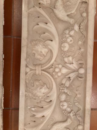 Chimenea antigua mármol y hierro forjado