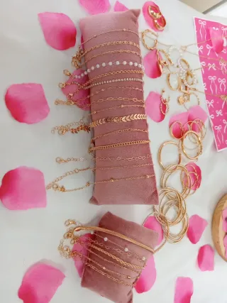 Joyería Aesthetic dorado y Perlas