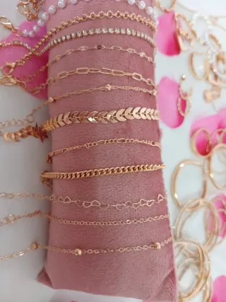 Joyería Aesthetic dorado y Perlas