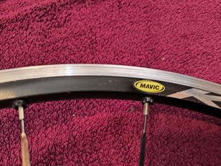 Rueda trasera Mavic Ksyrium 28 bici