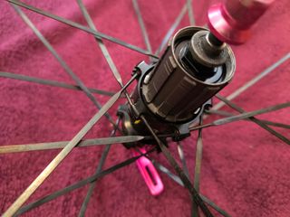 Rueda trasera Mavic Ksyrium 28 bici