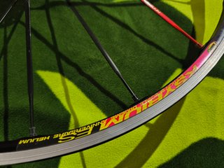 Rueda llanta Mavic Ksyrium ES 28 bici