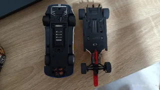 Scalextric C3 Pit Box + 3 coches extra