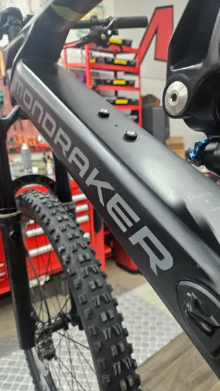 Mondraker Crafty Carbon R