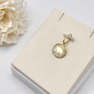 Colgante de oro 18kt con toro