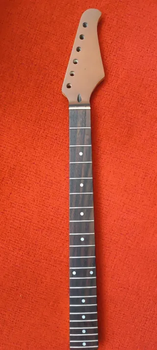 Mástil guitarra eléctrica