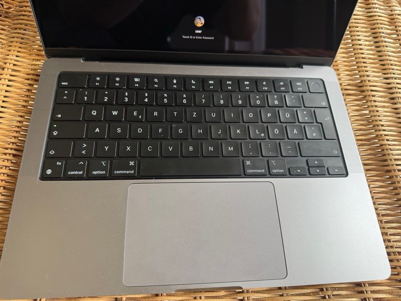 MacBook Pro 14 M2 Pro 16GB afbeelding 7