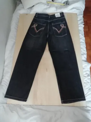 Pantalón Baggy Bershka talla 34
