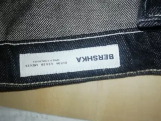 Pantalón Baggy Bershka talla 34
