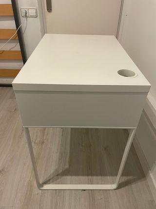 Escritorio blanco 73x50cm