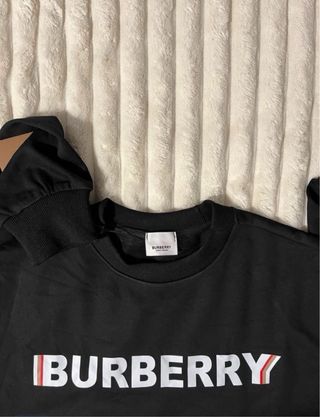 Sudadera Burberry Negra
