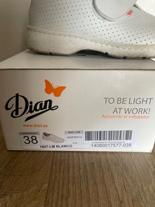 Zuecos Dian Talla 38 Blancos