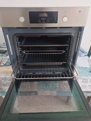 Horno Whirlpool AKP 745 IX