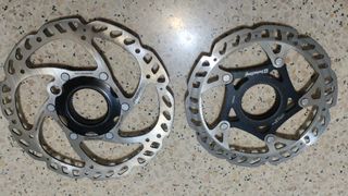 Pareja de discos de Freno DT Swiss para carretera.