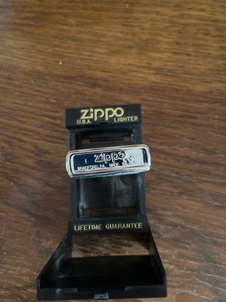 Accendino Zippo USA con garanzia a vita