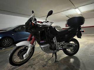 Honda XRV 750 Africa Twin RD04