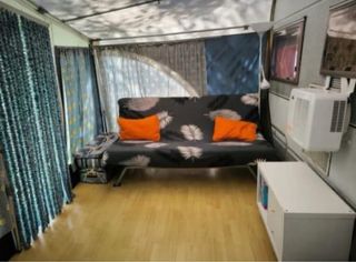 Caravana fija Camping Vilanova Park