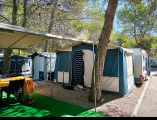Caravana fija Camping Vilanova Park