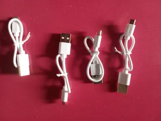 Cargadores Micro USB de Bolsillo, 1€ cada uno.