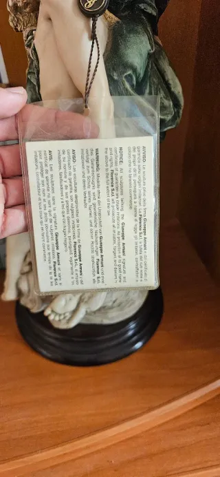 Escultura Giuseppe Armani La Piedad