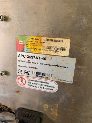 PC Táctil Industrial 15” Acero Inox