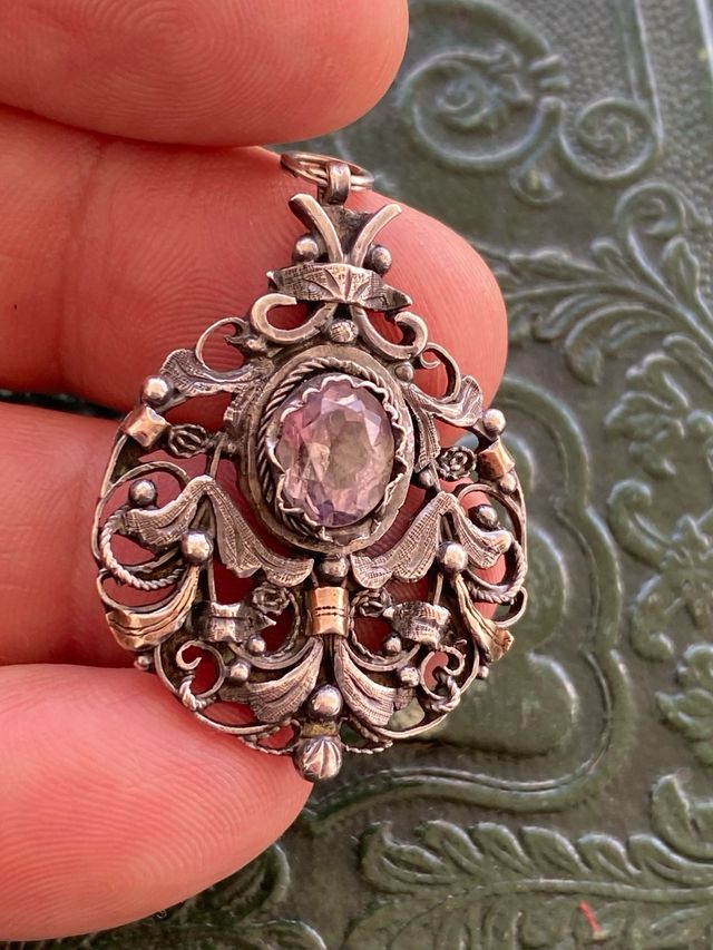 Precioso colgante plata y amatista 1870