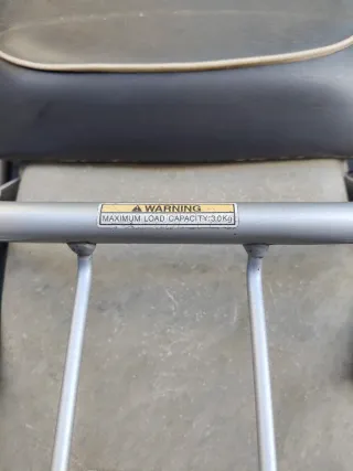 Suzuki Van Van Azul/Rojo/Blanco