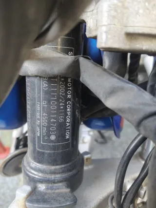 Suzuki Van Van Azul/Rojo/Blanco