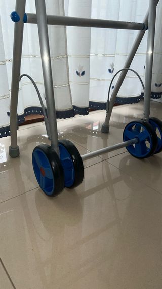Andador Rollator Nuevo