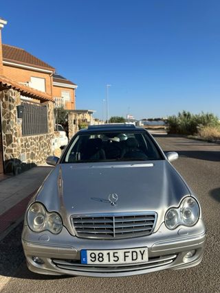 Mercedes-Benz Clase C 320 V6 2005