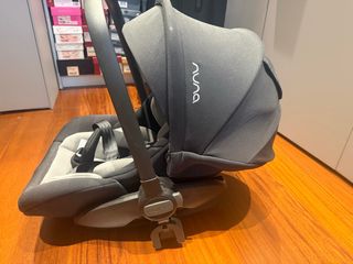 Silla Auto Nuna Arra Next y Base Next