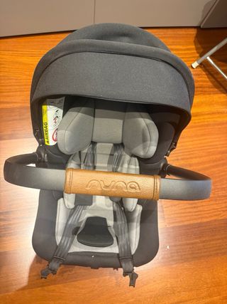 Silla Auto Nuna Arra Next y Base Next