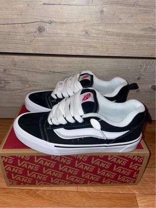 Vans Negras y Blancas