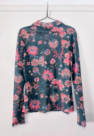 Camiseta floral manga larga talla L