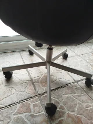 Silla de esc. gira, negra PRECIO RECOGER A domicil