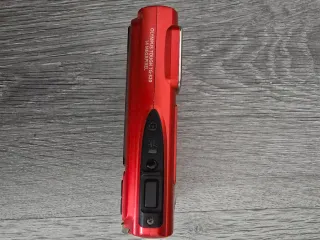 Cámara Olympus TG320 Roja