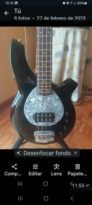 Bajo Musicman Negro