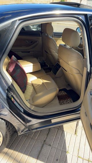 Audi A8 2004