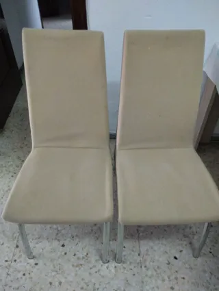 Juego de 4 sillas comedor beige