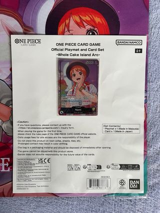 Nami + Tapete “Whole Cake” sellado | One Piece TCG