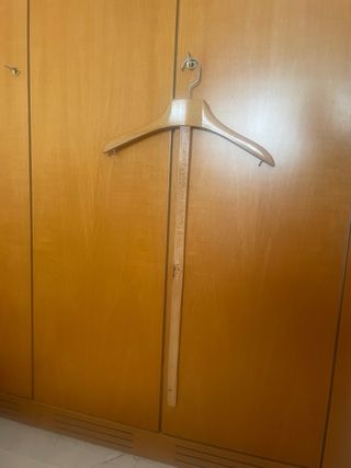 Appendiabiti in legno El Corte Inglés con barra