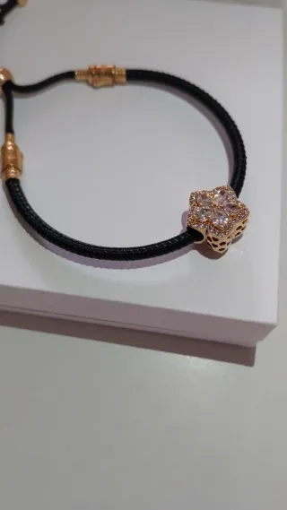Pulsera Pandora con Charm Copo de nieve.